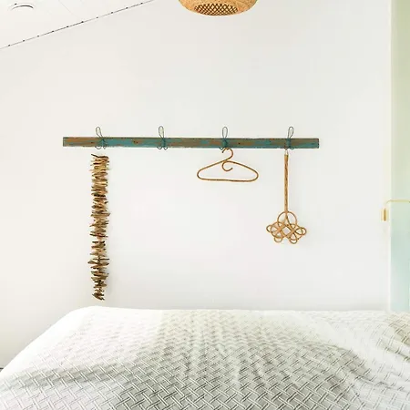 6 Person In فابورغ