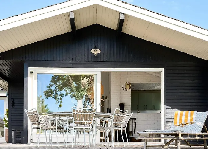 6 Person In * Fåborg